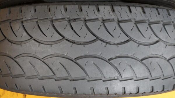 2 used tires LT 31/10.50/15 WILD TRAIL - Image 4