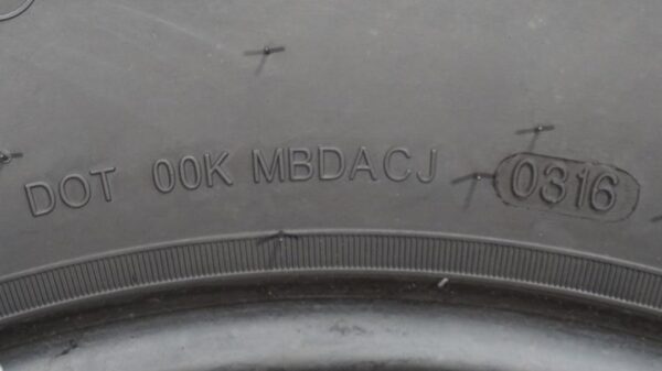 2 used tires 235/75/15 WESTLAKE - Image 8