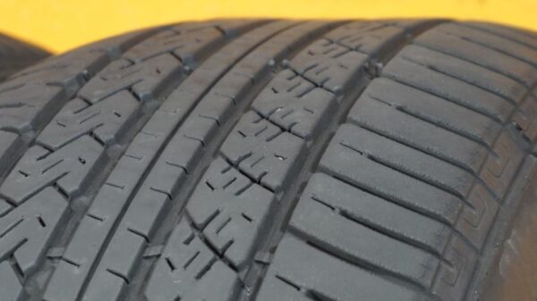 2 used tires 205/60/16 DOUGLAS - Image 3