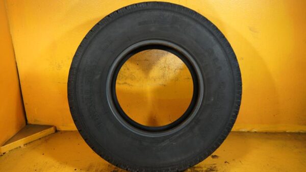 2 used tires LT 31/10.50/15 TRAILCAT - Image 6