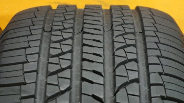 2 used tires 235/65/16 DOUGLAS - Image 5