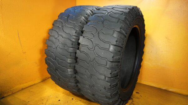 2 used tires LT 37/13.50/22 INTERCO - Image 2