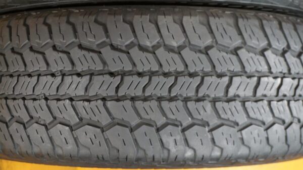 2 used tires 235/65/17 TRAIL GUIDE - Image 4