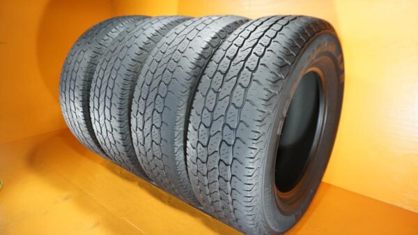 4 used tires LT 265/70/17 FUTURA - Image 2