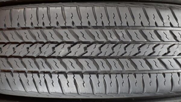 4 used tires 235/70/16 DOUGLAS - Image 4