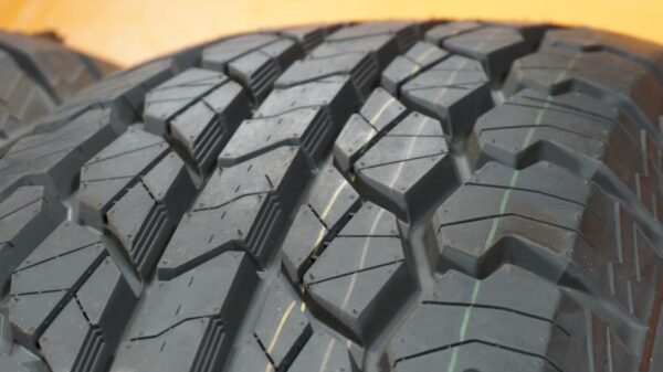 4 new tires LT 285/75/16 RYDANZ - Image 3