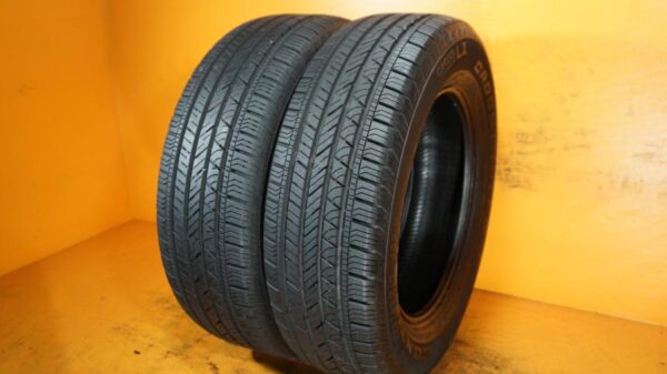 2 used tires 225/65/17 CONTINENTAL - Image 2