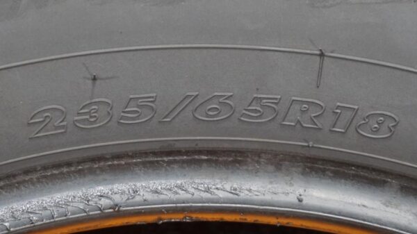 4 used tires 235/65/18 ANTARES - Image 7