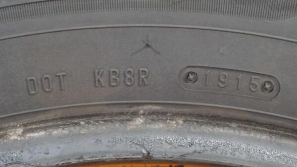 4 used tires 235/65/18 ANTARES - Image 8