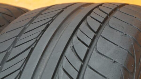 2 used tires 215/60/16 FALKEN - Image 5