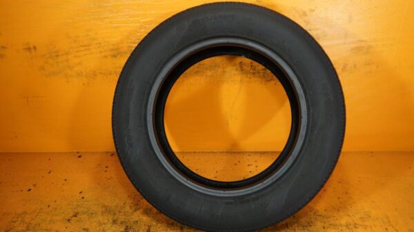 4 used tires 195/65/15 MATRIX - Image 6