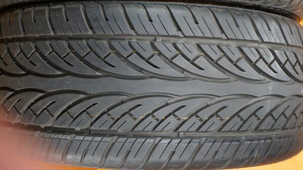 2 new tires 265/35/22 WANLI - Image 5