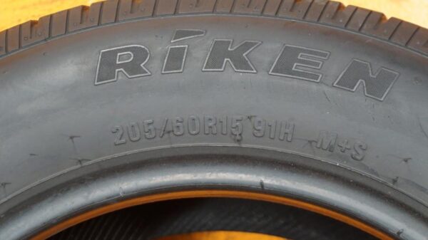 2 used tires 205/60/15 RIKEN - Image 7