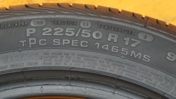 2 used tires 225/50/17 CONTINENTAL - Image 8