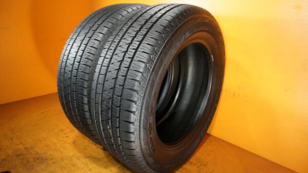 2 used tires 275/60/20 BRIDGESTONE - Image 2