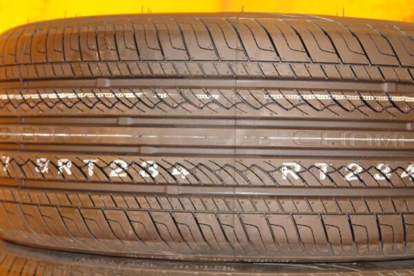 2 new tires 215/55/17 GT CHAMPIRO - Image 5