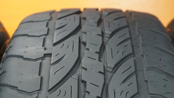 4 used tires 265/70/17 INVOVIC - Image 5