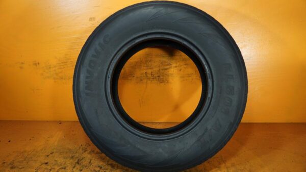 4 used tires 265/70/17 INVOVIC - Image 6