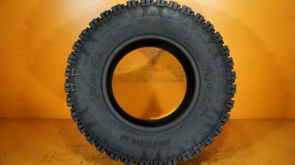 2 used tires LT 33/12.50/17 INTERCO - Image 6