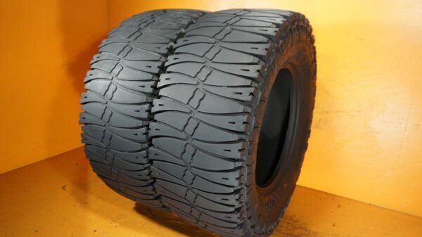 2 used tires LT 33/12.50/17 INTERCO - Image 2