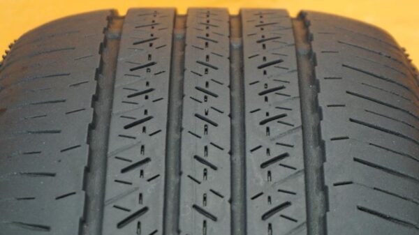 2 used tires 205/60/16 BRIDGESTONE - Image 5