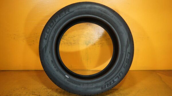 2 used tires 235/55/19 COOPER - Image 6