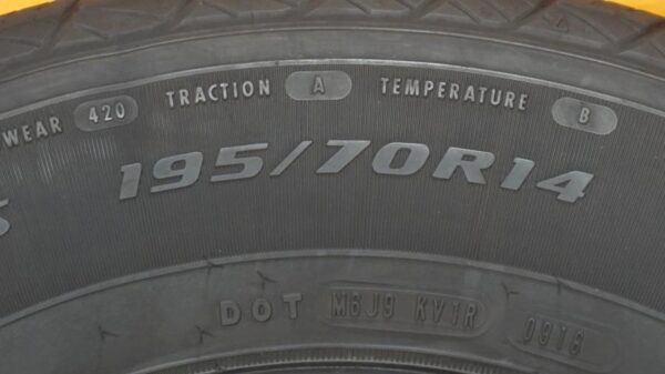 2 used tires 195/70/14 DOUGLAS - Image 7