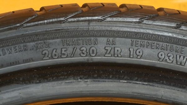 2 used tires 265/30/19 GENERAL - Image 7