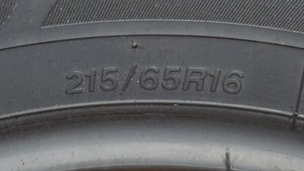 2 used tires 215/65/16 BRIDGESTONE - Image 7