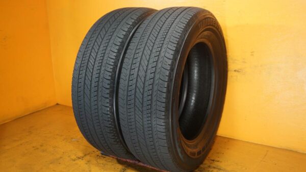 2 used tires 215/65/16 BRIDGESTONE - Image 2