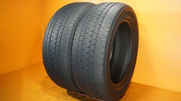 2 used tires 275/55/20 BRIDGESTONE - Image 2