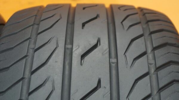 2 used tires 225/60/16 PEGASUS - Image 5