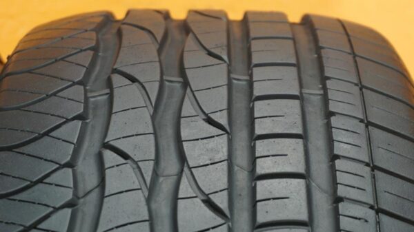 2 used tires 225/50/17 DOUGLAS - Image 5