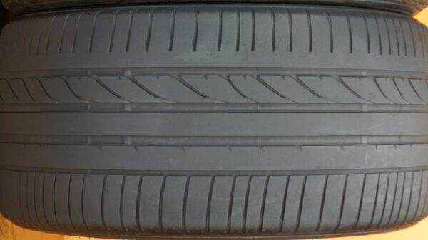 2 used tires 315/35/20 BRIDGESTONE - Image 4