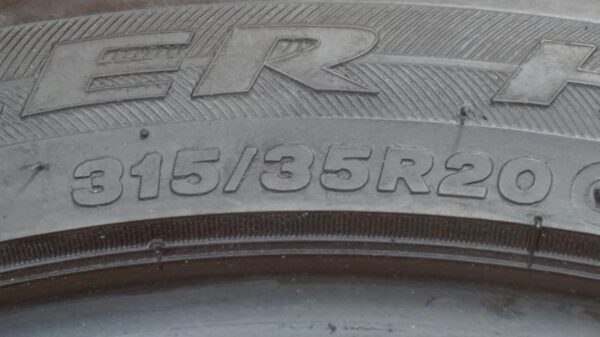 2 used tires 315/35/20 BRIDGESTONE - Image 7