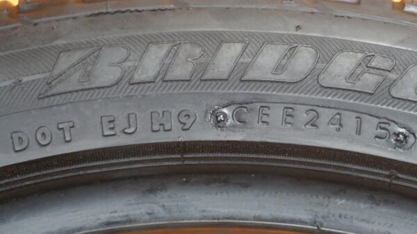 2 used tires 315/35/20 BRIDGESTONE - Image 9