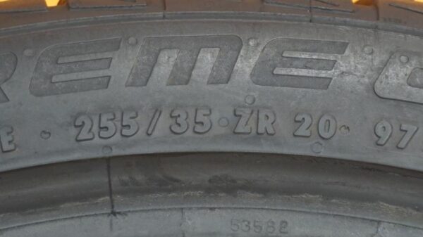 2 used tires 255/35/20 CONTINENTAL - Image 7