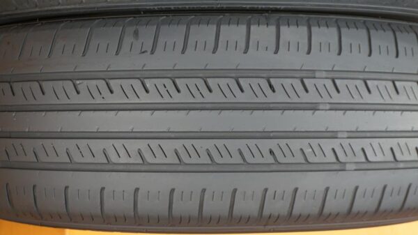 2 used tires 205/65/16 WESTLAKE - Image 4