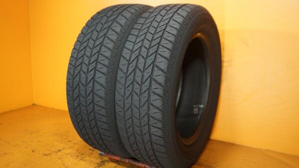 2 used tires 215/60/16 DEAN - Image 2