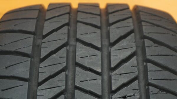 2 used tires 215/60/16 DEAN - Image 5