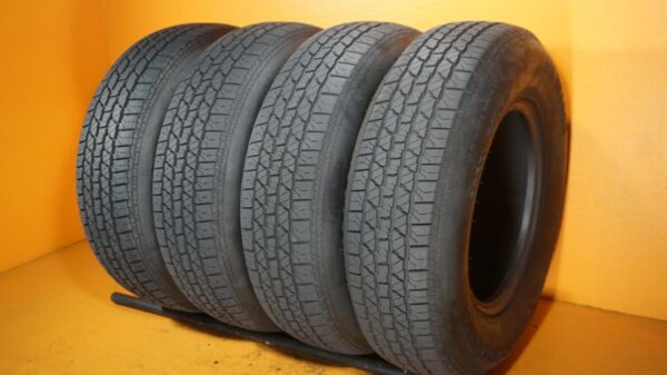 4 used tires 225/75/15 STEEL RADIAL - Image 2