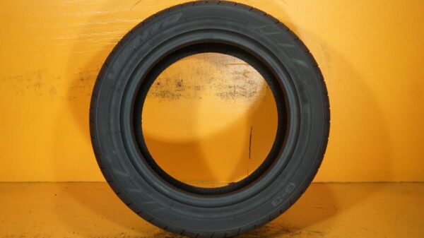 2 used tires 205/55/16 VEENTO - Image 6