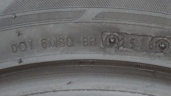 2 used tires 205/55/16 VEENTO - Image 8