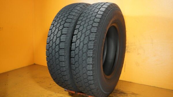 2 used tires LT 215/85/16 POWER KING - Image 2