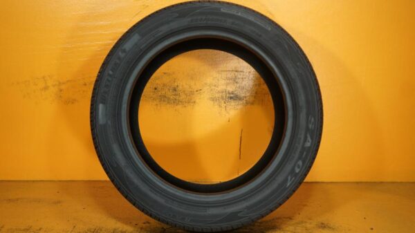 2 used tires 225/50/17 WESTLAKE - Image 6