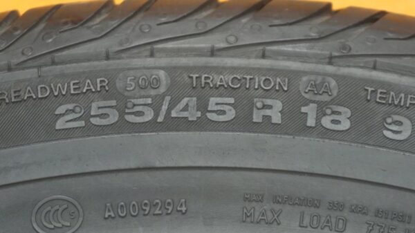 2 used tires 255/45/18 CONTINENTAL - Image 7