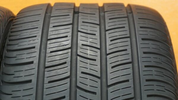 2 used tires 245/45/18 CONTINENTAL - Image 5