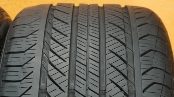 2 used tires 245/40/18 CONTINENTAL - Image 5