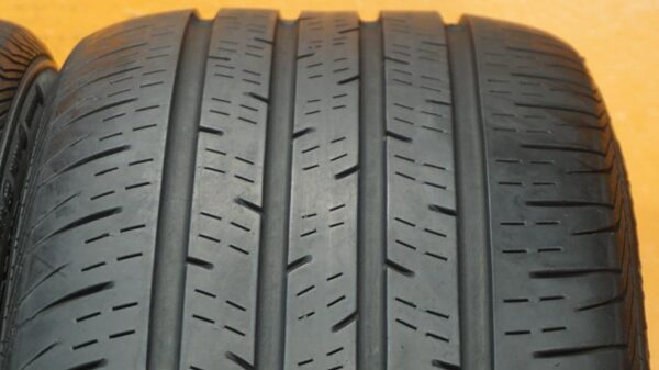 2 used tires 235/45/18 CONTINENTAL - Image 5