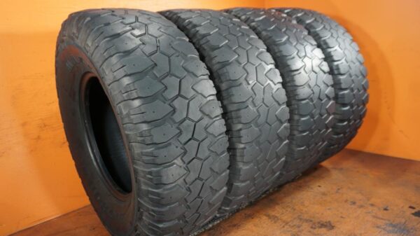 4 used tires LT 285/75/16 MAXXIS - Image 2